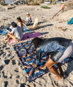 Nomadix Cascades Multi Festival Blanket