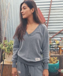 People Of Leisure Home Page Gratitude V Pullover