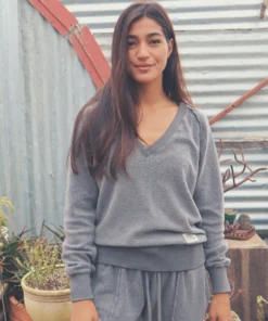 People Of Leisure Home Page Gratitude V Pullover