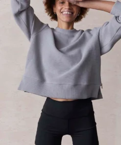 Varley Hanna Short 4” Home Page