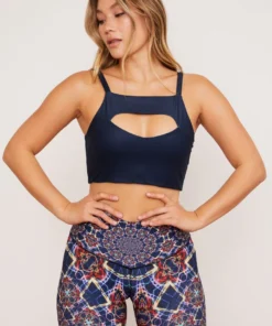 Wolven Moonlight Mandala Reversible Four-Way Top 10 Wolven Moonlight Mandala Reversible Four-Way Top