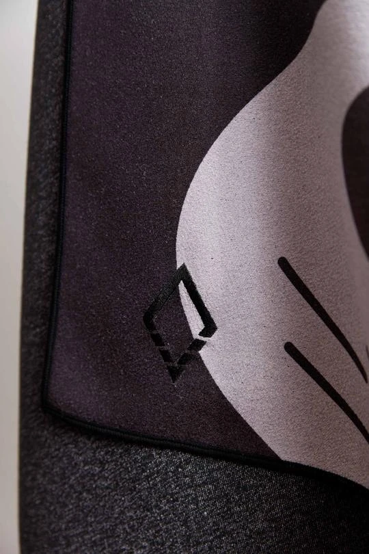 Nomadix National Parks: Yosemite Valley Night Go-Anywhere Towel 2 Nomadix National Parks: Yosemite Valley Night Go-Anywhere Towel