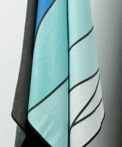 Nomadix National Parks: Great Smoky Mountains Go-Anywhere Towel 6 Nomadix National Parks: Great Smoky Mountains Go-Anywhere Towel