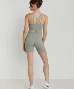 Varley Dina Short 7”