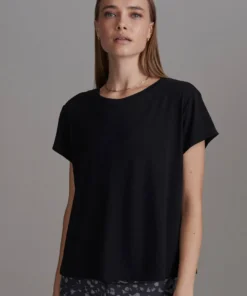 Varley Tilden Tee 2.0 Home Page