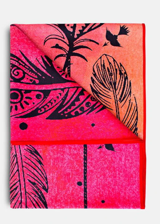 Vagabond-goods Dreamweaver Microfiber Yoga Towel Camping Gear 2 Vagabond-goods Dreamweaver Microfiber Yoga Towel Camping Gear